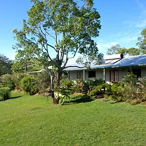 Amamoor Lodge Couette-café